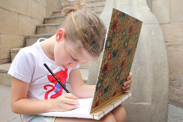 Библиотекари Сосенского проведут конкурс детского рисунка